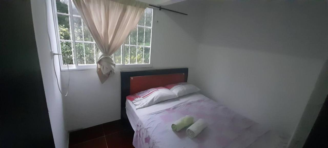 مينسا Hostel Villa Silvia الغرفة الصورة